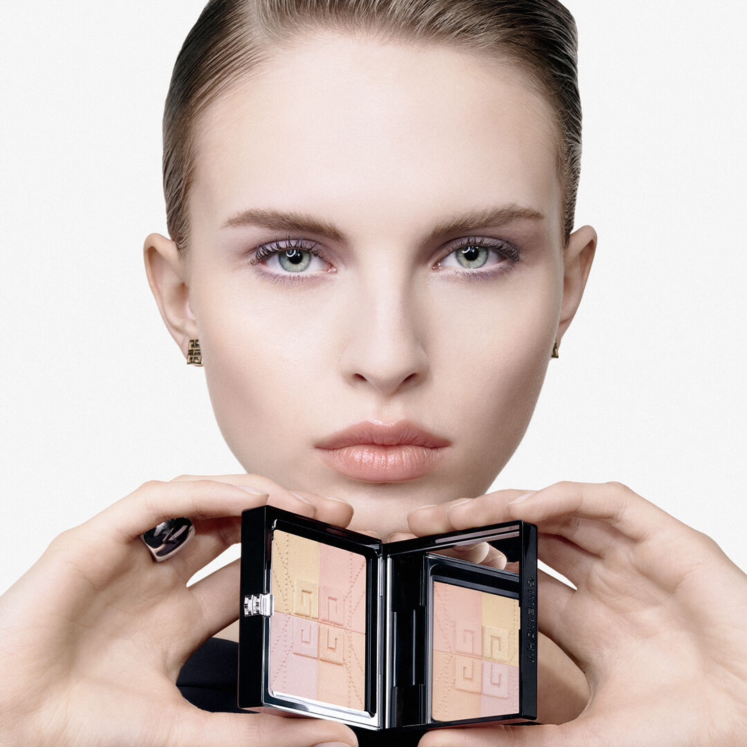 Prisme Libre 4-color Pressed Powder - Mattifying & blurring