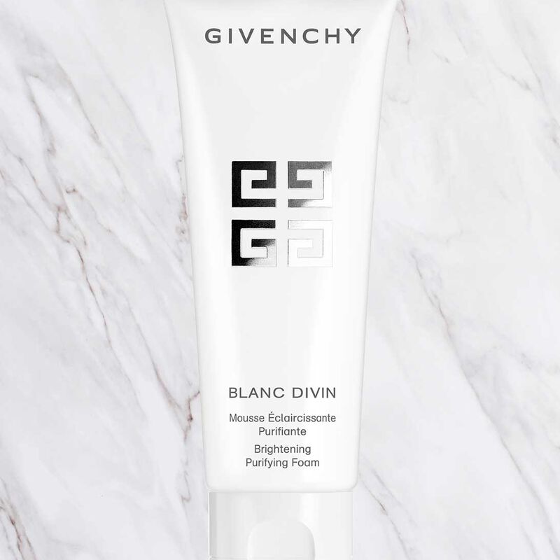 blanc divin cleansing foam
