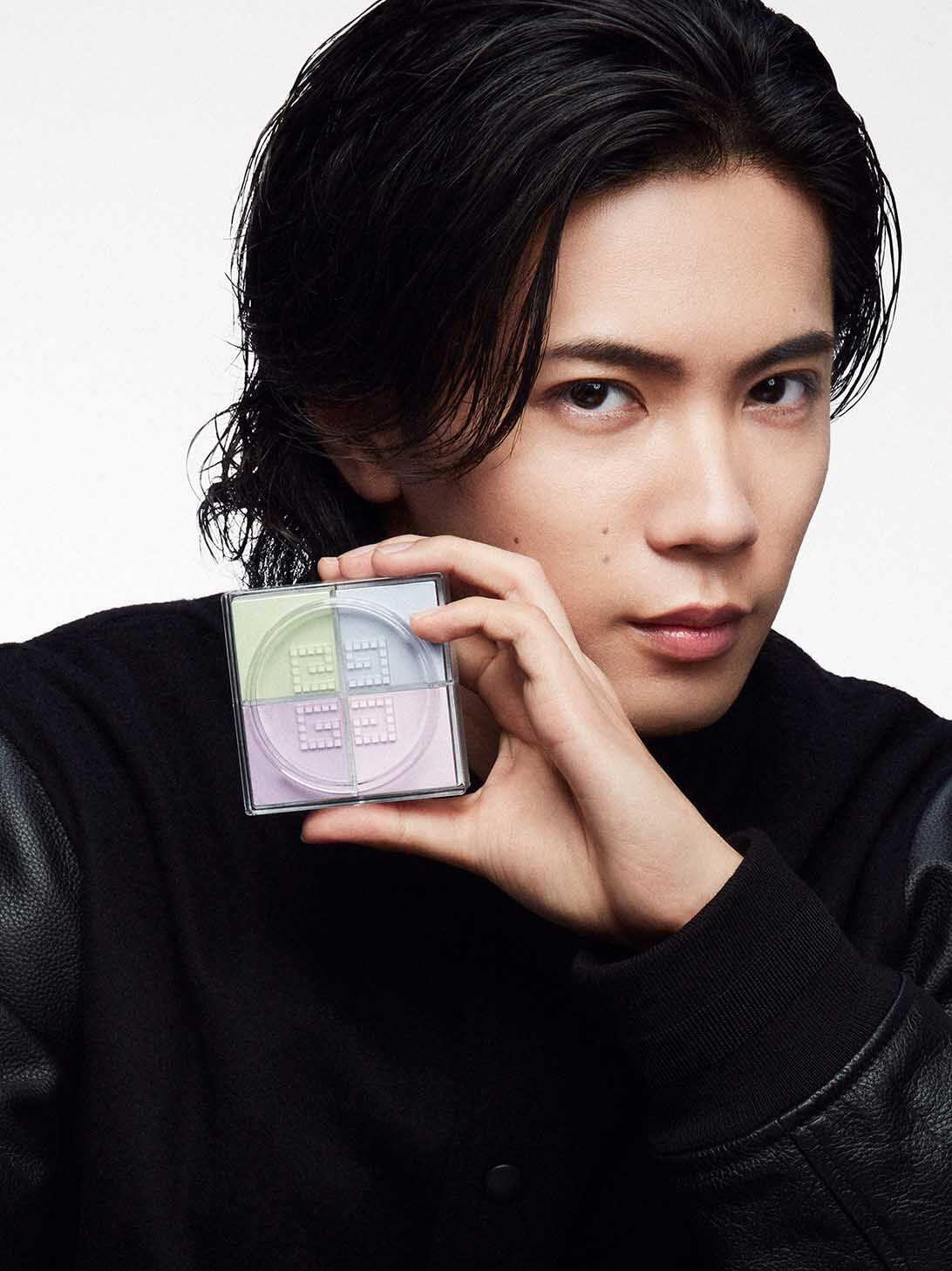 ユリ GIVENCHY フェイス＆ボディパウダー プリズム・リーブル フェイス パウダー | ジバンシイ ビューティー