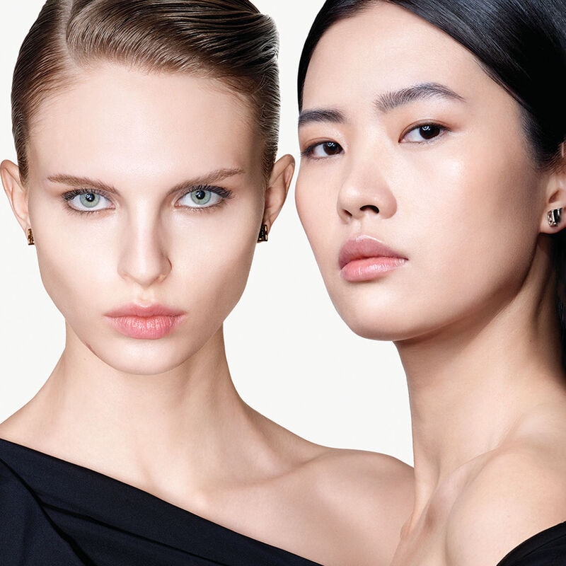 PRISME LIBRE SERUM FOUNDATION GIVENCHY