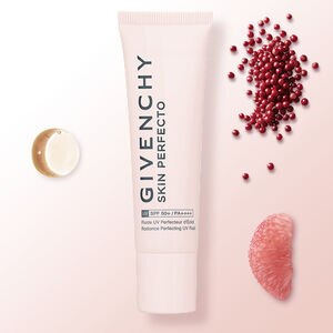 Ansicht 3 - SKIN PERFECTO UV FLUID - Dieses UV-Fluid spendet der Haut 24 Stunden lang Feuchtigkeit, lässt sie sofort wieder strahlen und schützt sie vor äußeren Einflüssen. GIVENCHY - 30 ML - P056268