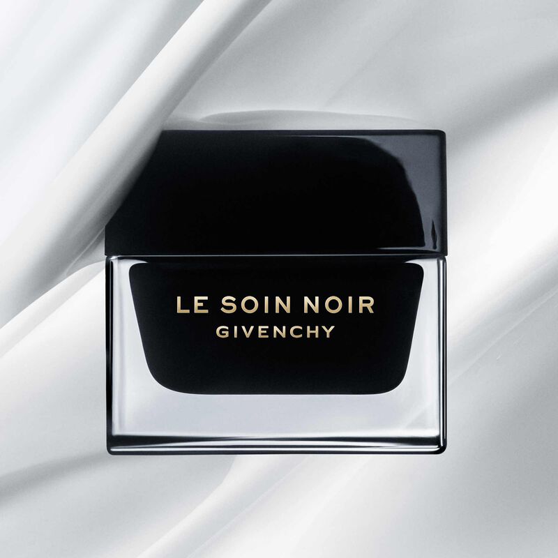Le Soin Noir Augencreme - Straffende und schützende augencreme - n4