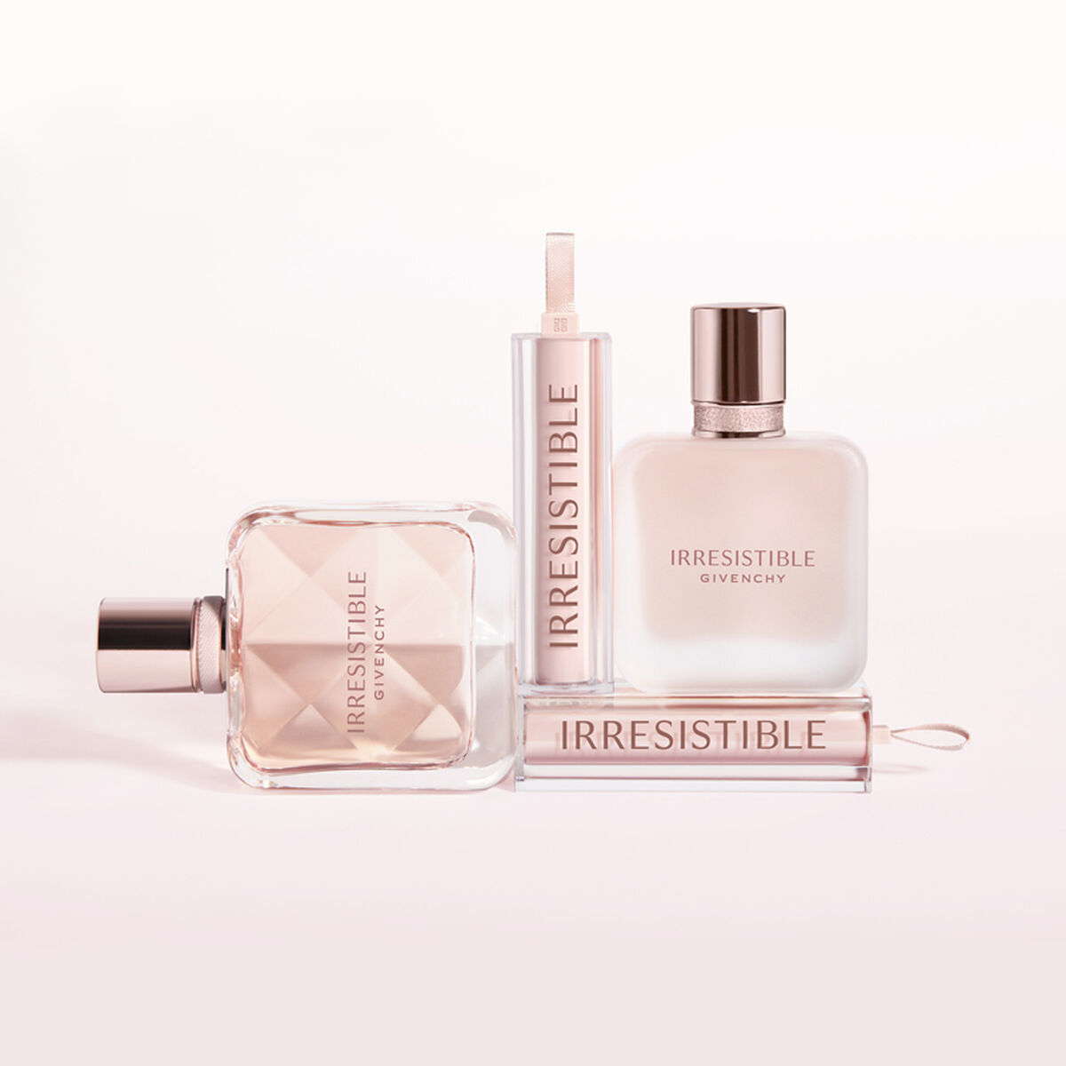 Very Irresistible by Givenchy Mini EDT .13 oz (women)