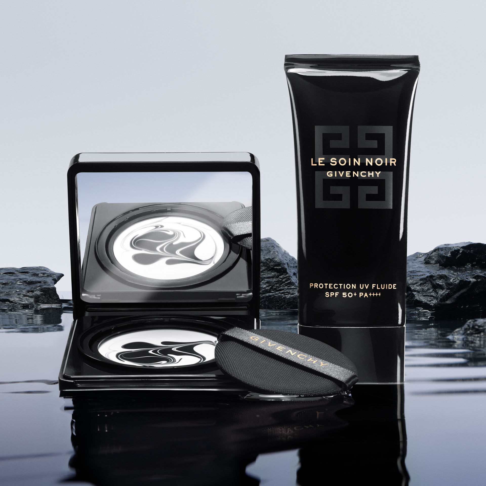 Le Soin Noir Compact UV Shield - Face Care | Givenchy Beauty