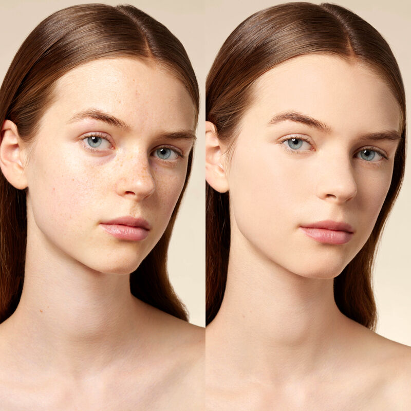 Givenchy Prisme Libre Skin-caring Matte Foundation