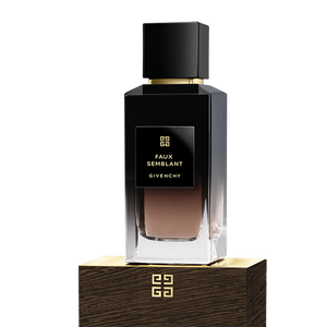 Vue 5 - Faux Semblant - Between shadow and light, a trail as dazzling as it is enchanting. GIVENCHY - 100 ML - P031239