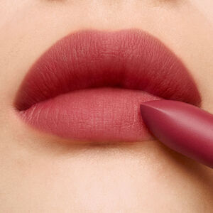 Vue 6 - LE ROUGE SHEER VELVET - Matité floutante couleur vibrante GIVENCHY - Rouge Infusé - P083955