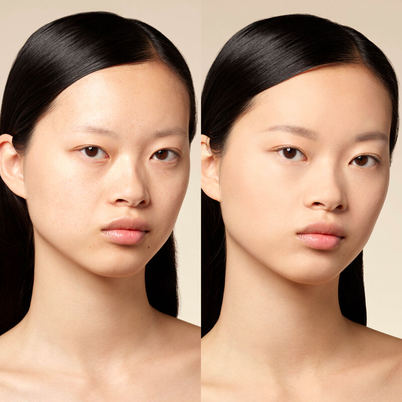 Givenchy Prisme Libre Skin-caring Matte Foundation