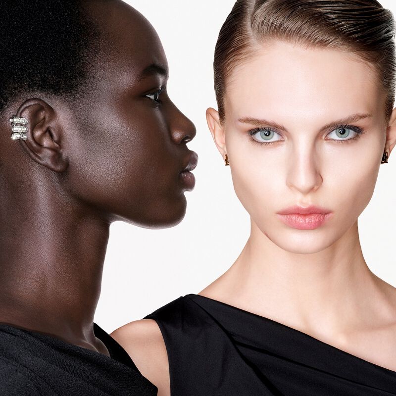 Prisme Libre Glow Serum Foundation - Skin-improving