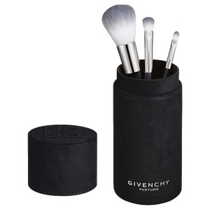 ESSENTIALS BRUSH SET