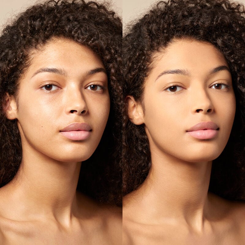 Givenchy Prisme Libre Skin-caring Matte Foundation