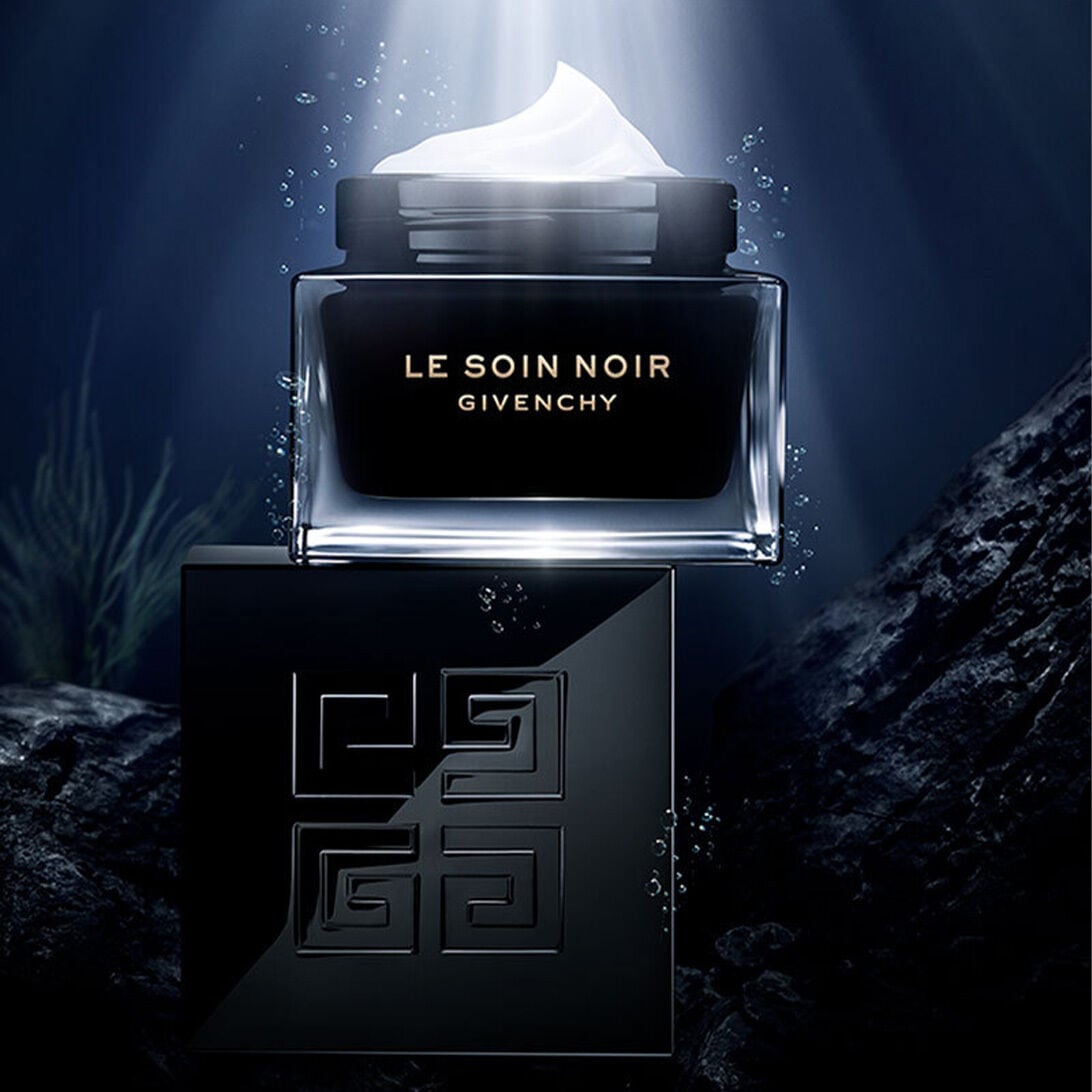 Le Soin Noir Light Cream - Exceptional rejuvenating skincare