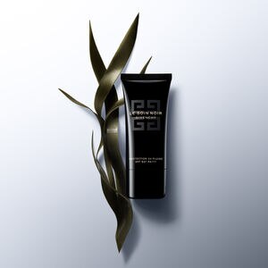 Vue 4 - LE SOIN NOIR UV PROTECTOR - PROTECTION UV FLUIDE SPF 50+ PA ++++ GIVENCHY - 30 ML - P051942