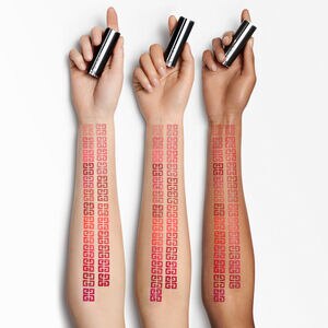 Vue 5 - LE ROUGE INTERDIT INTENSE SILK - 4 teintes en exclusivité e-boutique : Rouge Ambré, Orange Impertinent, Rouge Vigne, et Grenat Cendré GIVENCHY - Rouge Audacieux - P084773