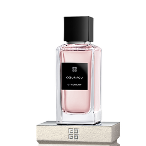 View 4 - Cœur Fou - A burst of freshness with seductive rose notes, for a heart stealing trail.​ GIVENCHY - 100 ML - P031105