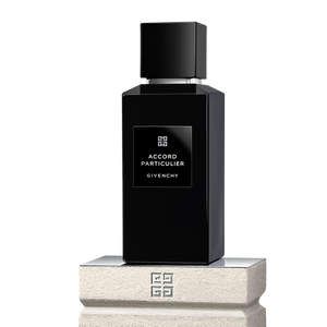 View 4 - Accord Particulier - Subtle and deep, a fragrance to be worn like a second skin. GIVENCHY - 100 ML - P031225