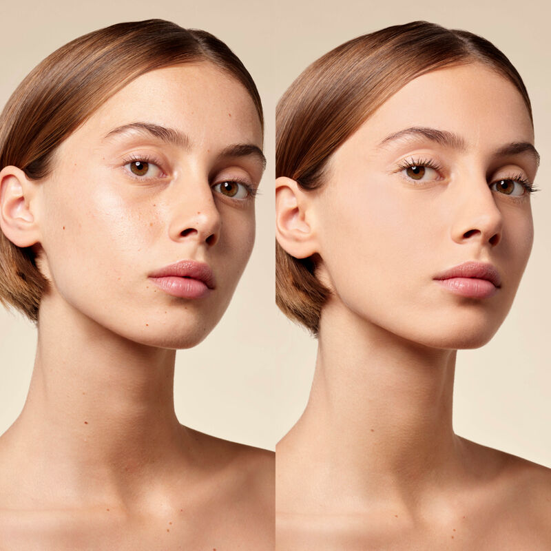 Givenchy Prisme Libre Skin-caring Matte Foundation
