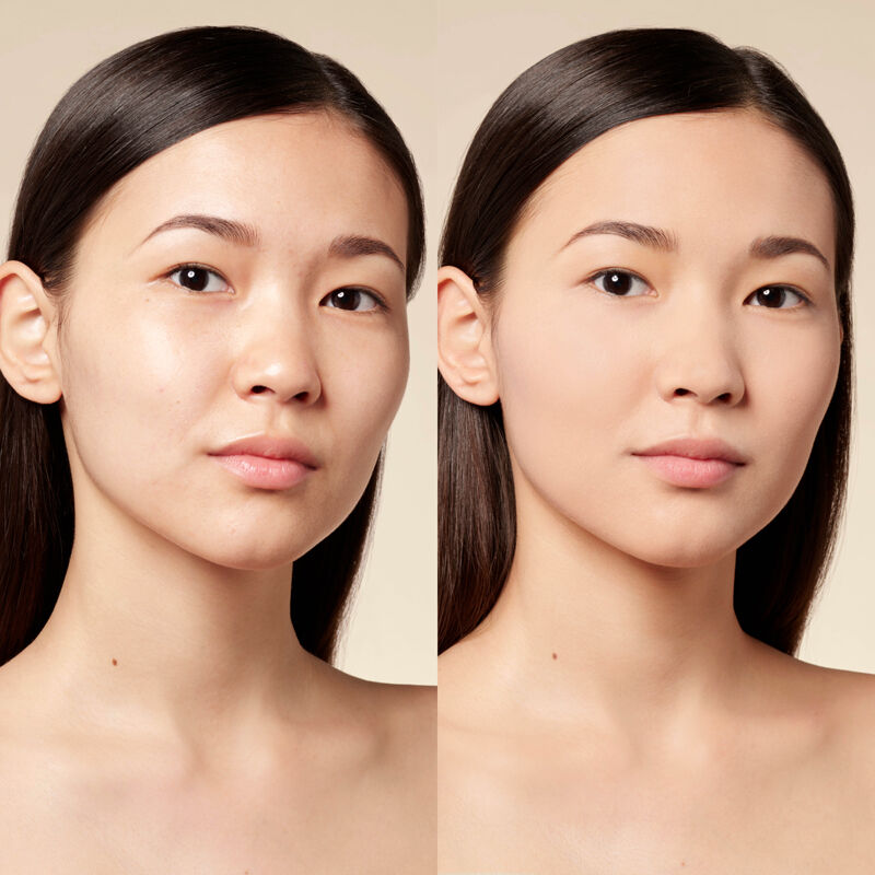 Givenchy Prisme Libre Skin-caring Matte Foundation