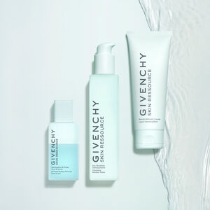 View 4 - SKIN RESSOURCE CLEANSER - The transformative cleanser combining the efficiency of a foam with the comfort of a balm. GIVENCHY - 125 ML - P056250