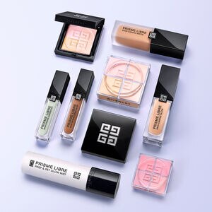 View 7 - PRISME LIBRE SKIN-CARING MATTE FOUNDATION - Ivory