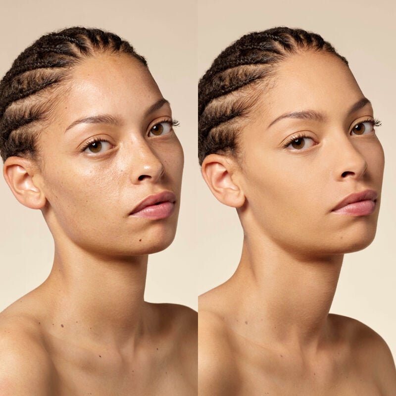 Givenchy Prisme Libre Skin-caring Matte Foundation