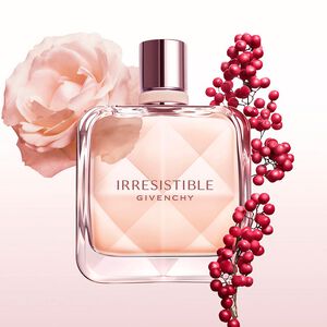 View 3 - IRRESISTIBLE - L'avvincente contrasto tra la freschezza della rosa e vibranti note speziate. GIVENCHY - 80 ML - P036752