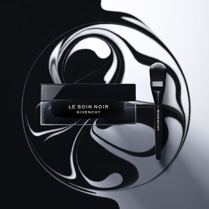 Le Soin Noir Masque - Masque visage revitalisant et éclat ​ - n3