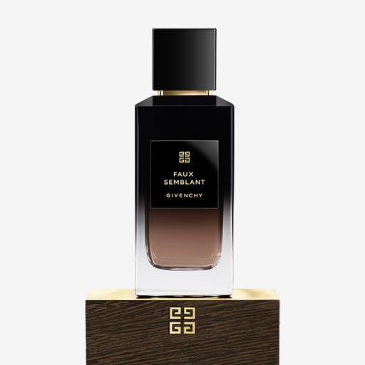 Faux Semblant la collection particulière floral woody fragrance