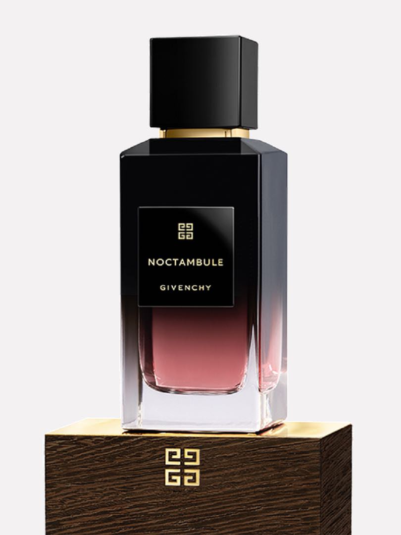 Noctambule la collection particulière floral woody