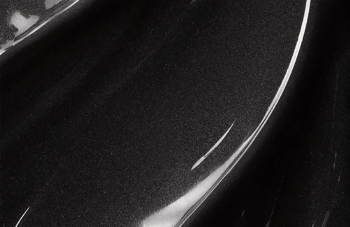 Le soin noir: from nature to formula