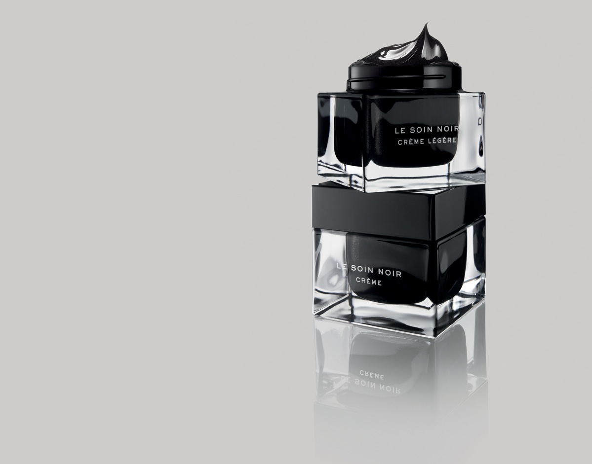 Le soin noir : crème & crème légère