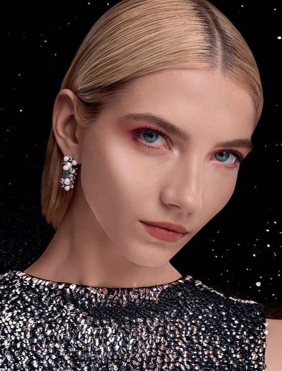 Givenchy Signature Look Festive