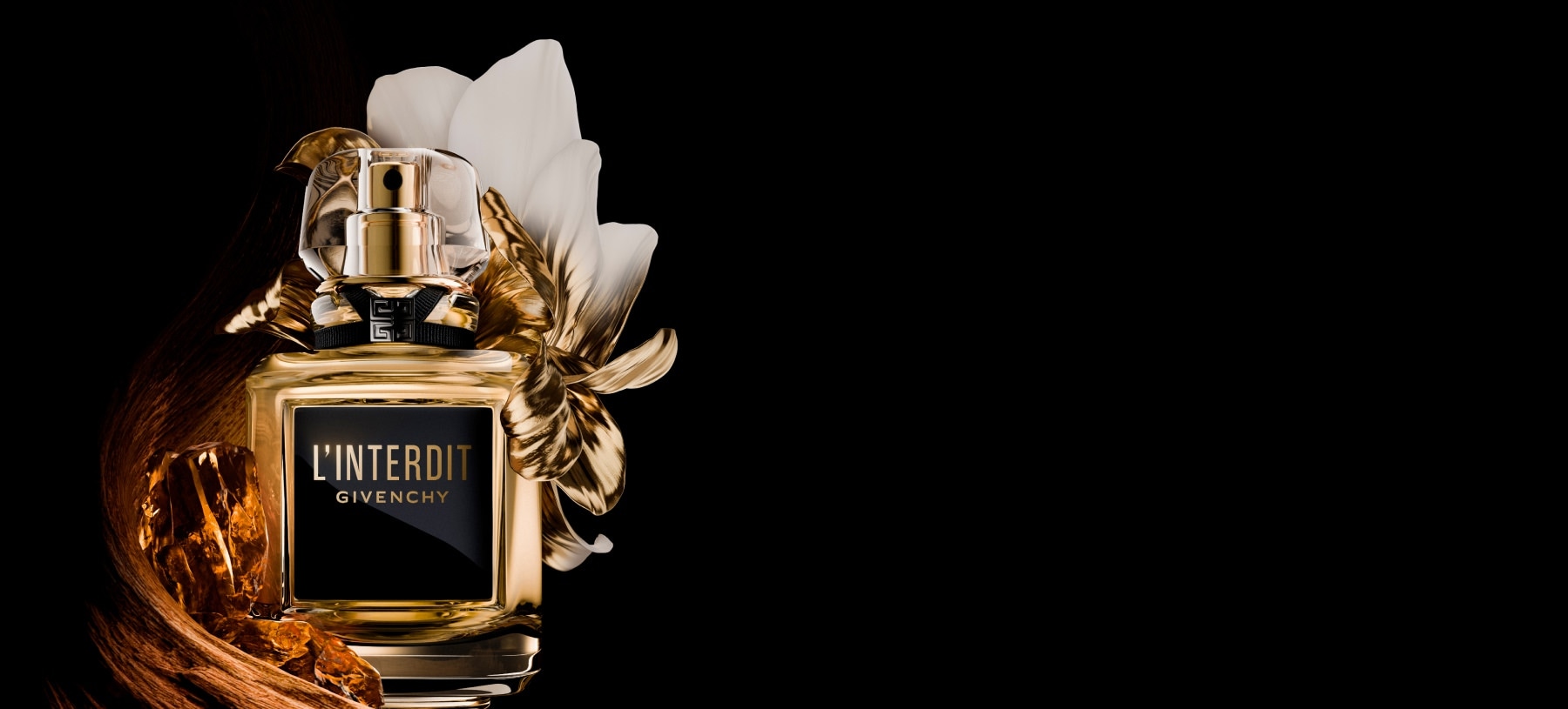 Floral, woody and balmy fragrance