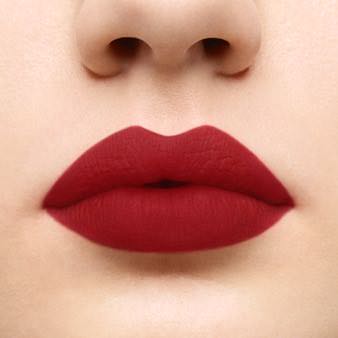 Unverwechselbare Lippen, Givenchy Le Rouge Lippenstift Le Rouge Deep Velvet