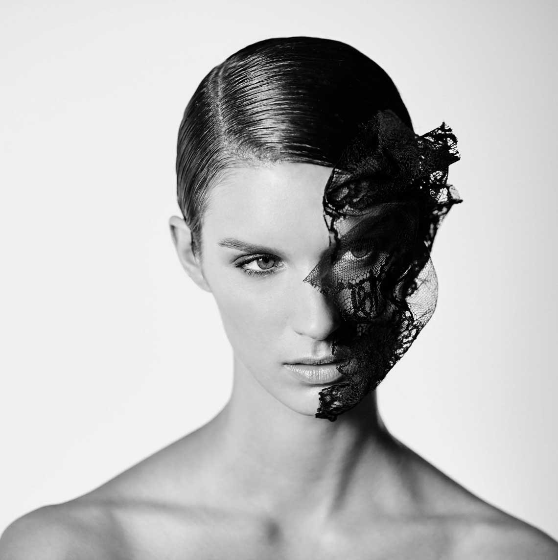 Le soin noir: intensely revitalizing skincare